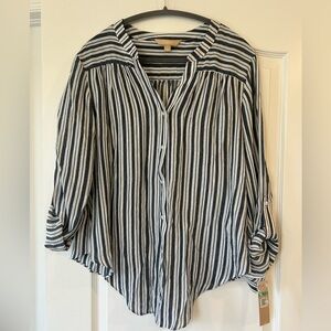 NWT Hope & Harlow - Button Down Blouse with Tie Front | Size Large
